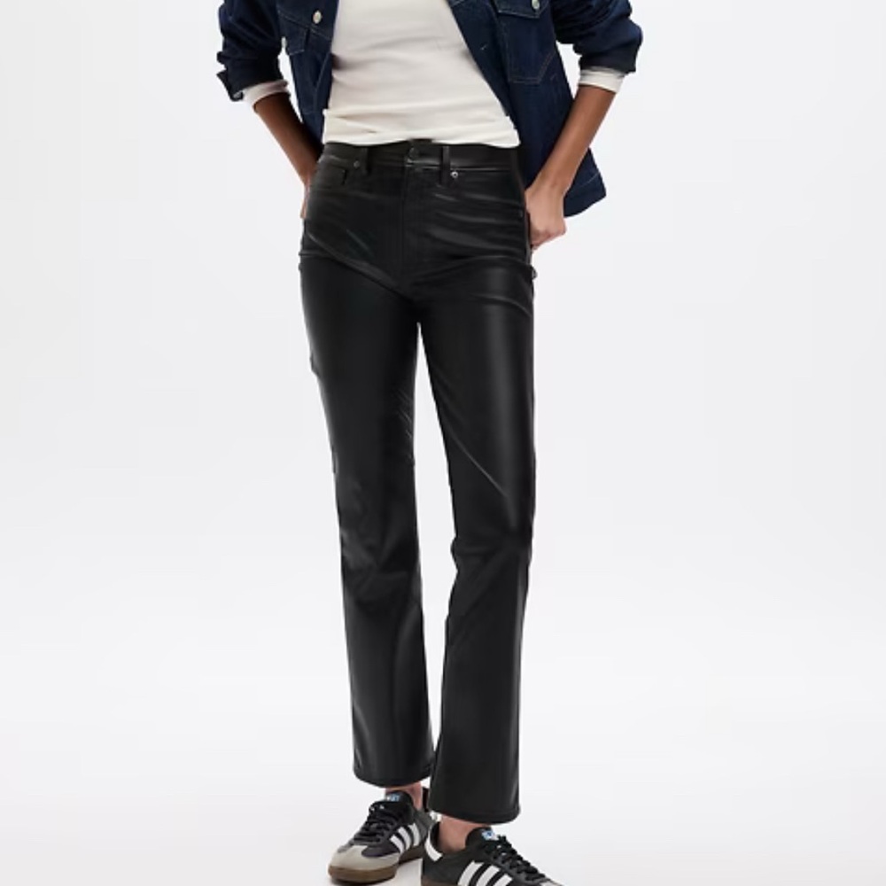 Women's Black vintage slim high rise vegan leather jeans